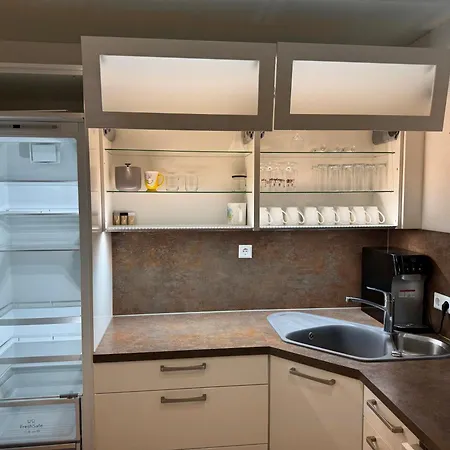 Landmann Mit 6 Zimmern Oberndorf am Neckar